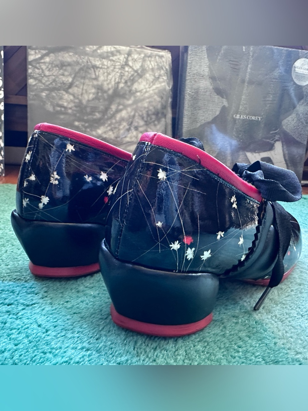 Fluevog EXCELLENT Choice Adele black patent floral MJ w/ heart heels-8 (fit 7.5) - Picture 4 of 16